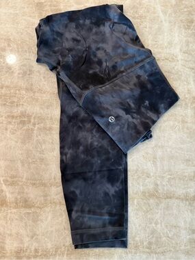 Lululemon Black Tie-Dye Align Leggings